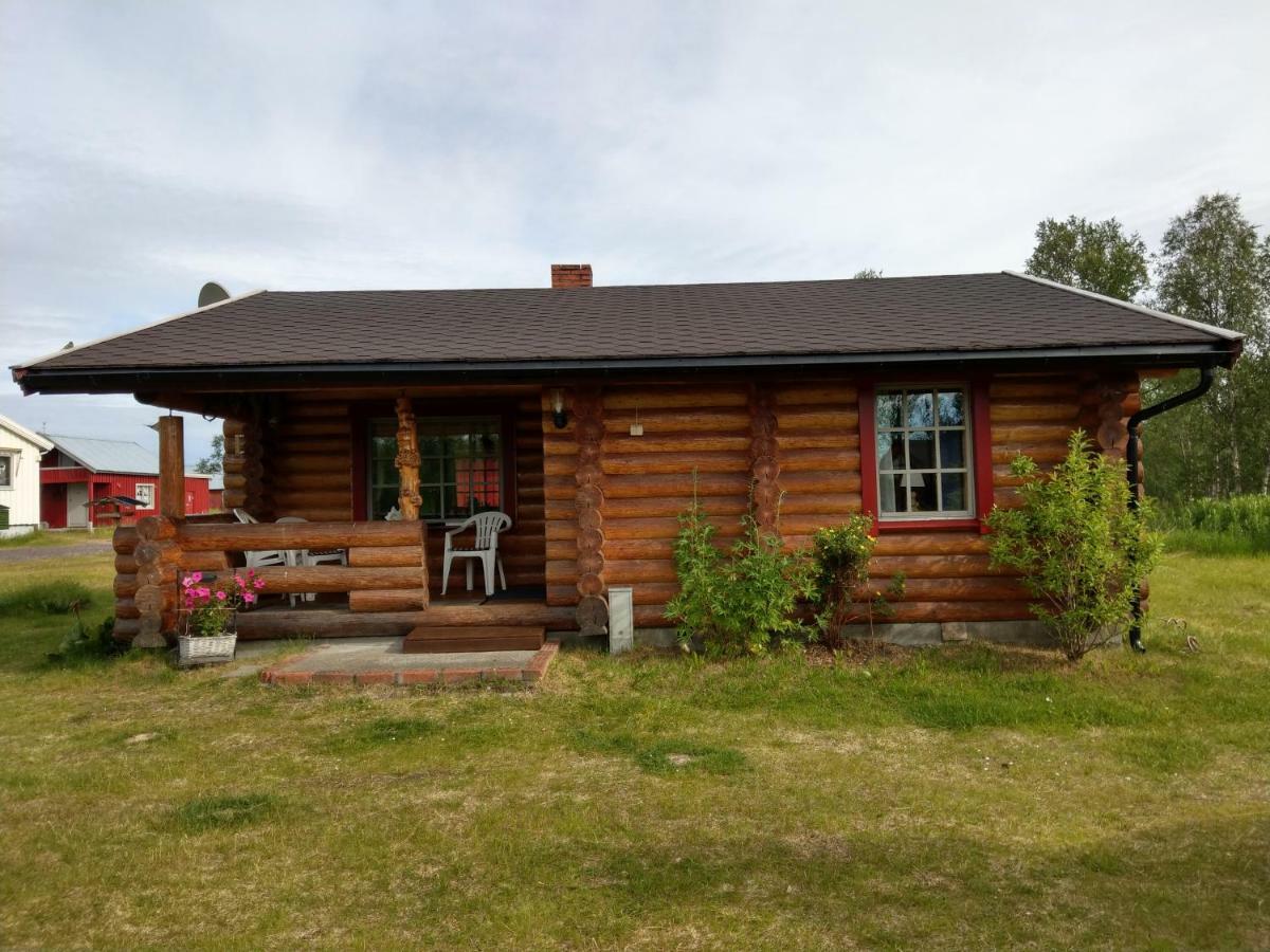 Johansens Hytteutleie Tana Exterior photo